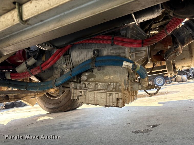 image for item YA2228 2025 Peterbilt 567  hydrovac truck