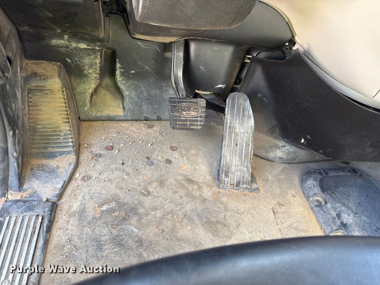 image for item YA2228 2025 Peterbilt 567  hydrovac truck