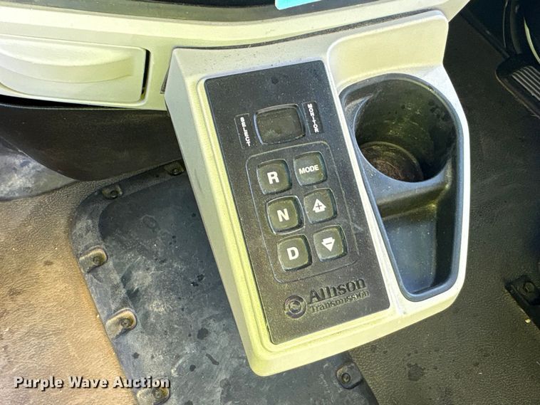 image for item YA2228 2025 Peterbilt 567  hydrovac truck