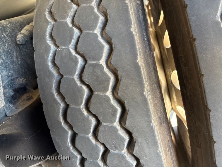 image for item YA2228 2025 Peterbilt 567  hydrovac truck