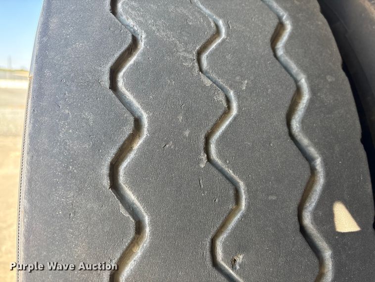 image for item YA2228 2025 Peterbilt 567  hydrovac truck