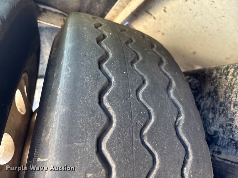 image for item YA2228 2025 Peterbilt 567  hydrovac truck