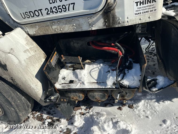 image for item YA2742 2019 Kenworth T370 propane delivery truck