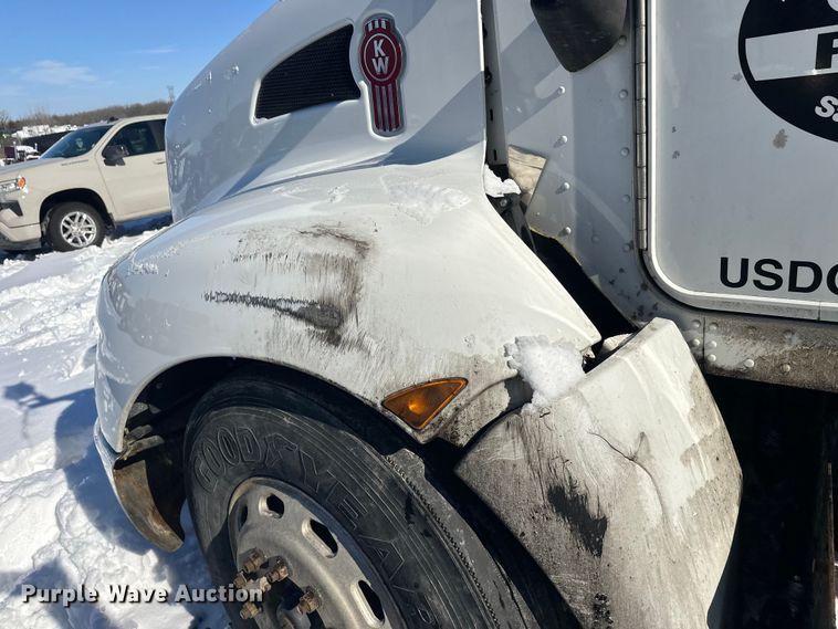 image for item YA2742 2019 Kenworth T370 propane delivery truck