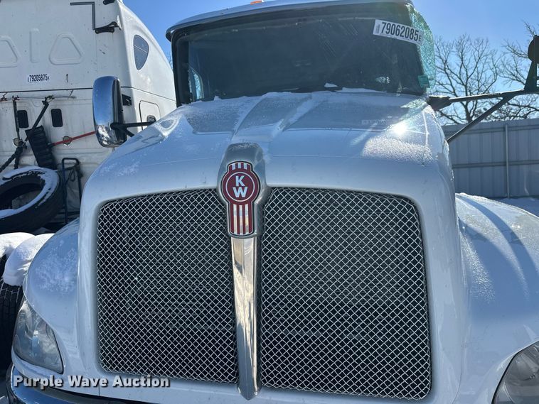 image for item YA2742 2019 Kenworth T370 propane delivery truck