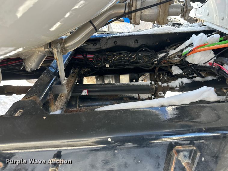 image for item YA2742 2019 Kenworth T370 propane delivery truck