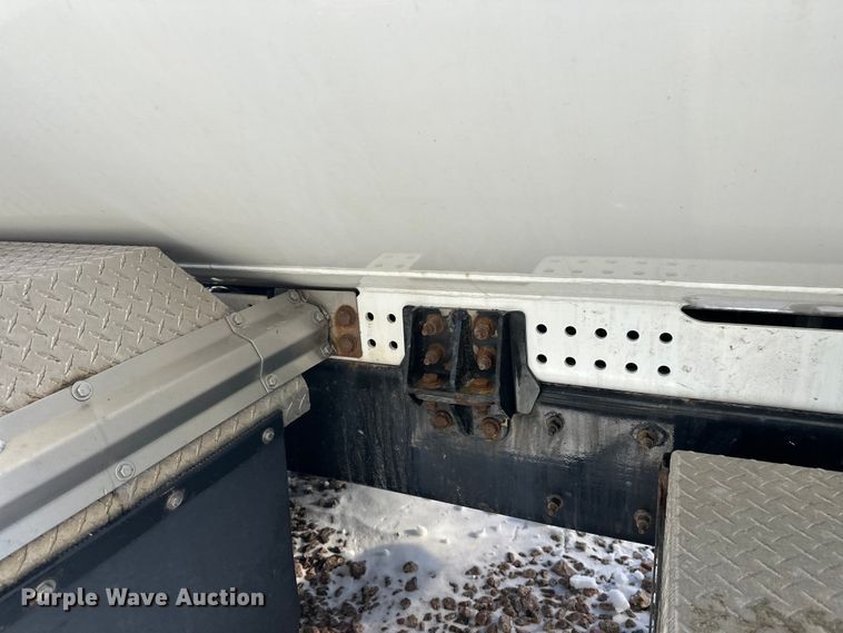 image for item YA2742 2019 Kenworth T370 propane delivery truck