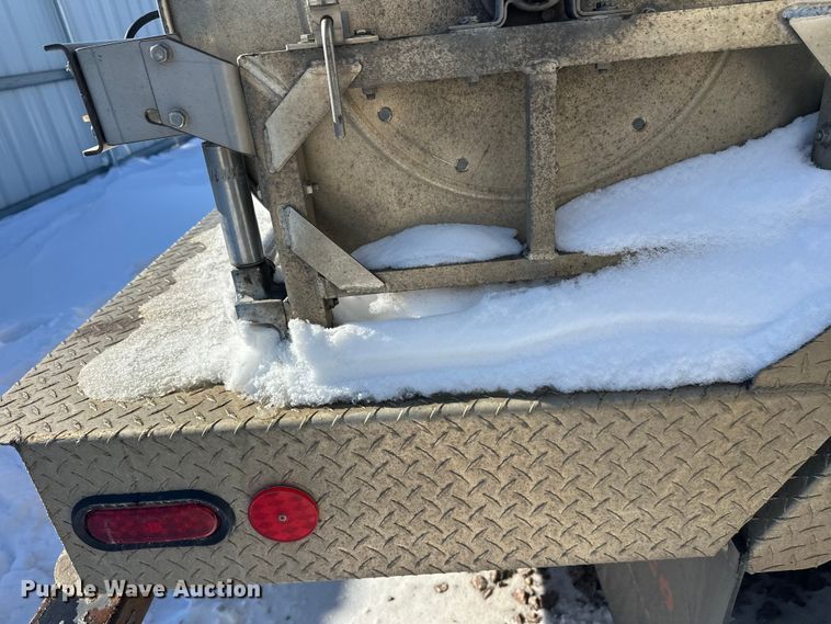 image for item YA2742 2019 Kenworth T370 propane delivery truck