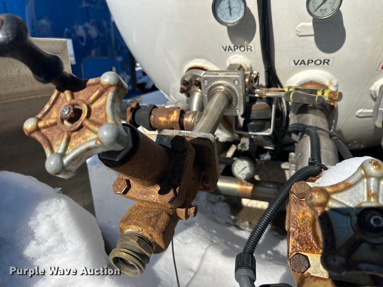 image for item YA2742 2019 Kenworth T370 propane delivery truck