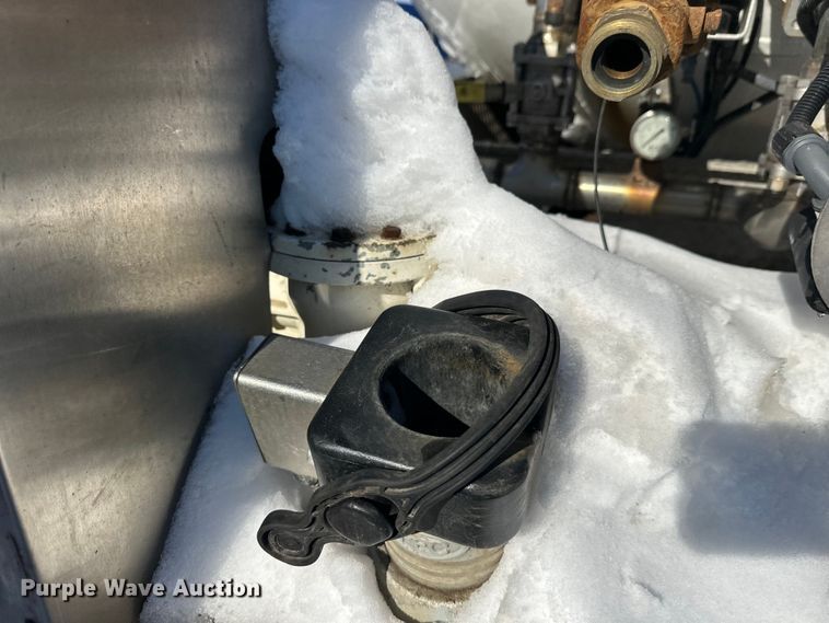 image for item YA2742 2019 Kenworth T370 propane delivery truck