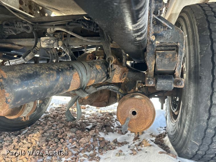 image for item YA2742 2019 Kenworth T370 propane delivery truck