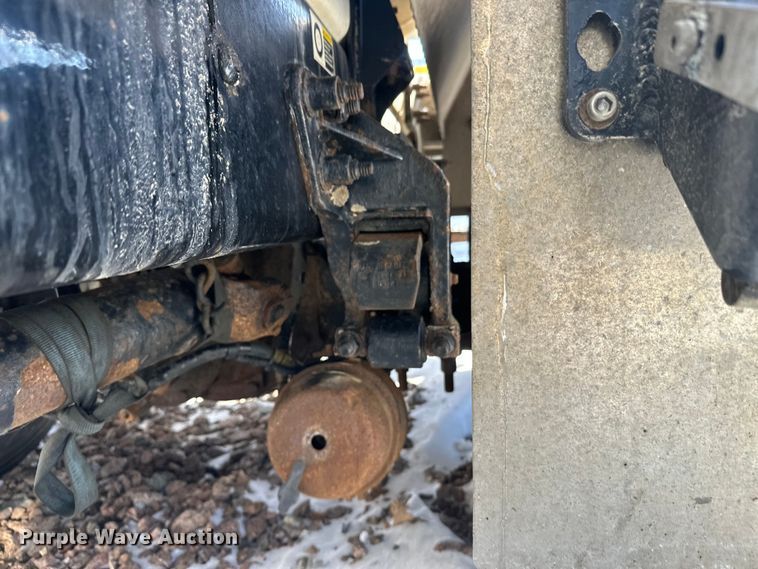 image for item YA2742 2019 Kenworth T370 propane delivery truck