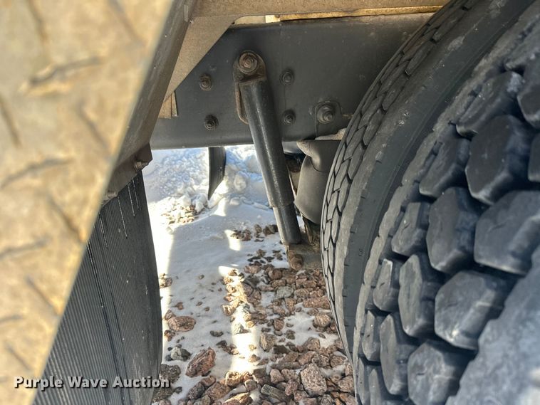 image for item YA2742 2019 Kenworth T370 propane delivery truck