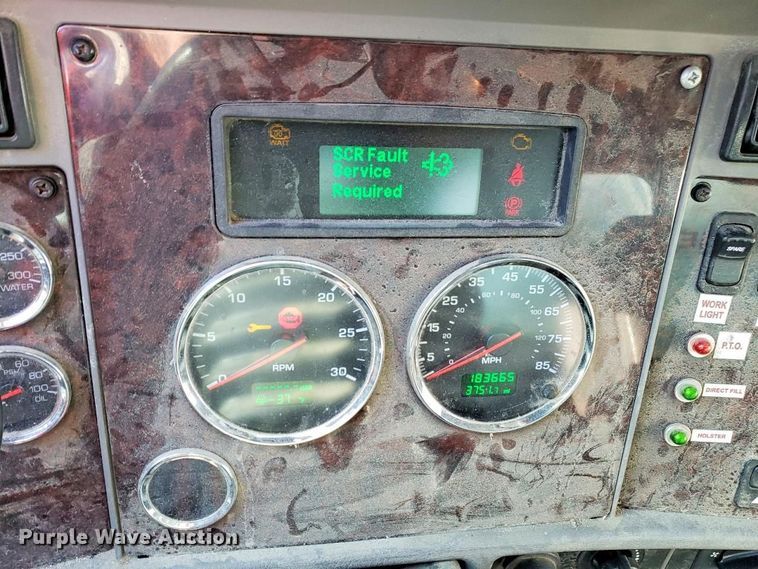 image for item YA2742 2019 Kenworth T370 propane delivery truck