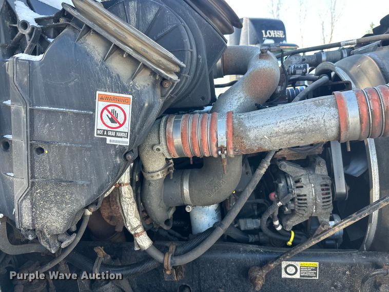 image for item YA2742 2019 Kenworth T370 propane delivery truck