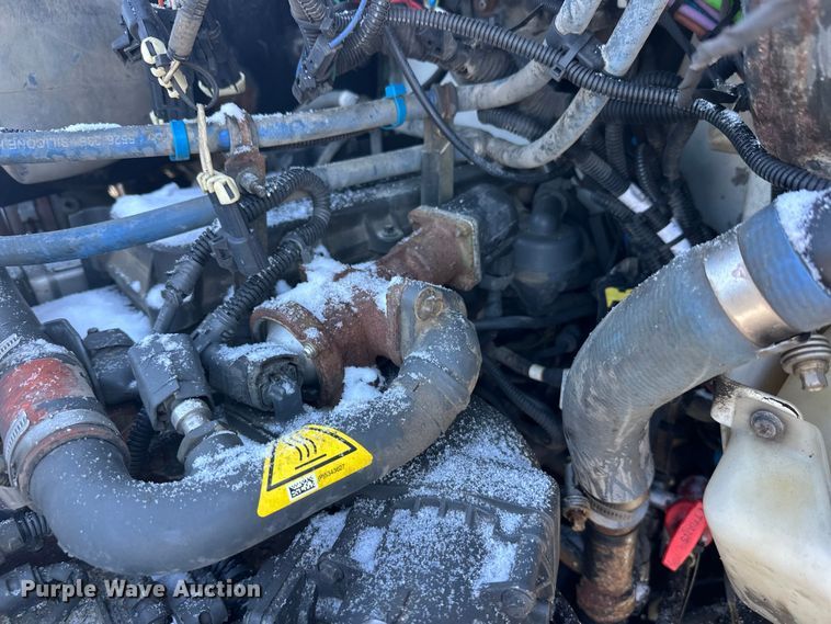 image for item YA2742 2019 Kenworth T370 propane delivery truck