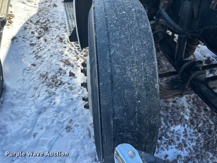 image for item YA2742 2019 Kenworth T370 propane delivery truck