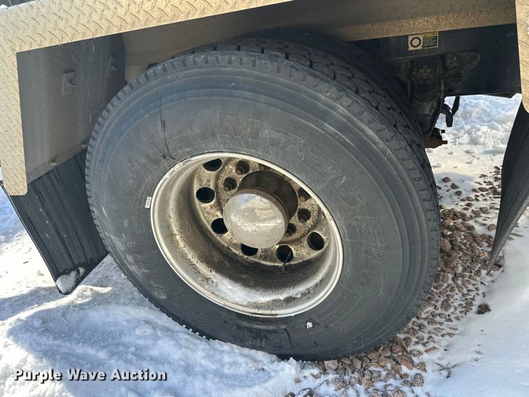 image for item YA2742 2019 Kenworth T370 propane delivery truck