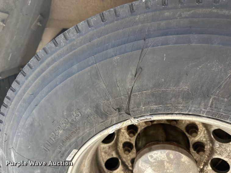 image for item YA2742 2019 Kenworth T370 propane delivery truck