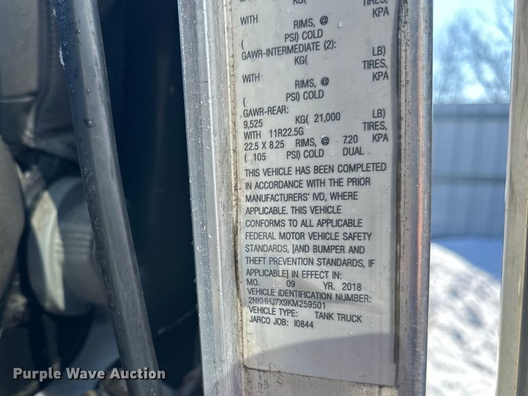 image for item YA2742 2019 Kenworth T370 propane delivery truck