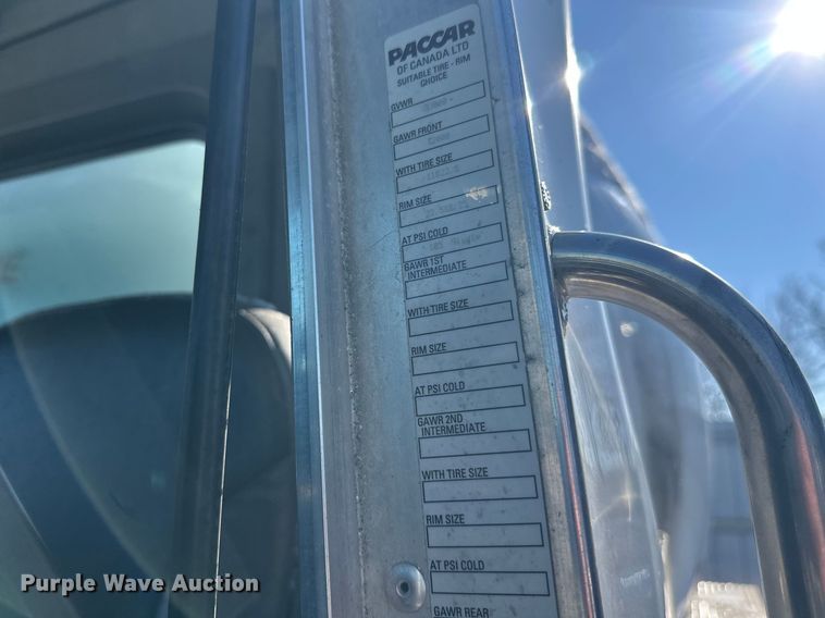 image for item YA2742 2019 Kenworth T370 propane delivery truck