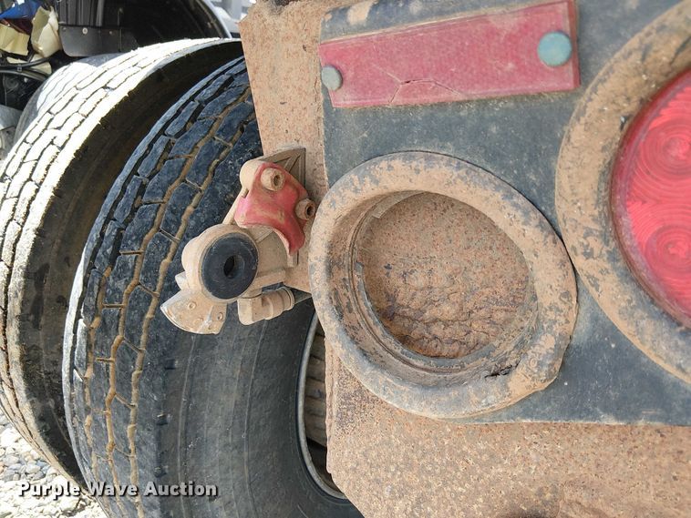 image for item YA2767 2016 Freightliner 114SD dump truck