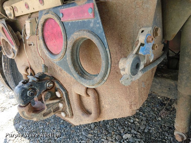 image for item YA2767 2016 Freightliner 114SD dump truck