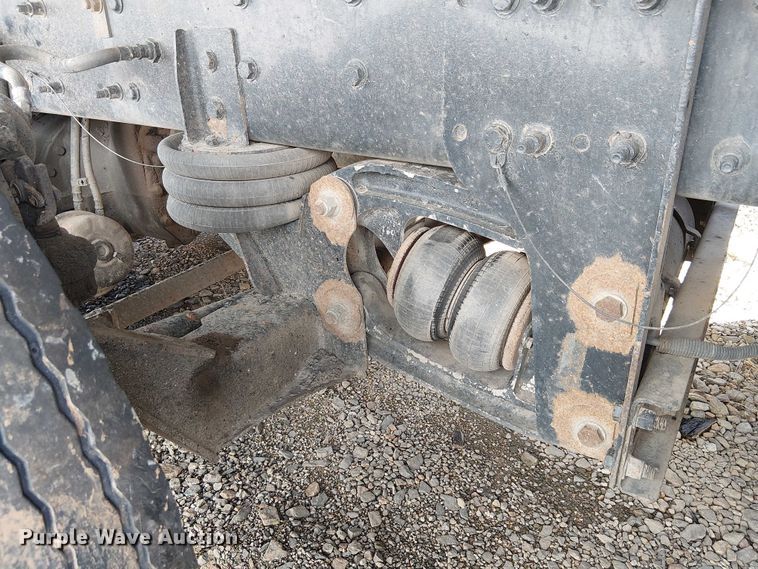 image for item YA2767 2016 Freightliner 114SD dump truck