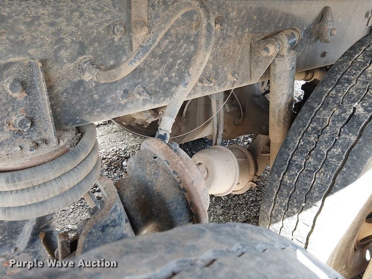 image for item YA2767 2016 Freightliner 114SD dump truck