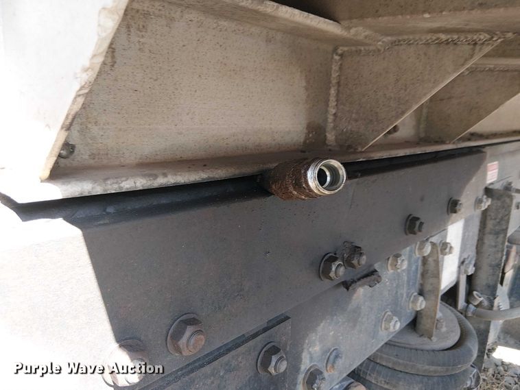 image for item YA2767 2016 Freightliner 114SD dump truck