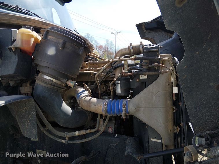 image for item YA2767 2016 Freightliner 114SD dump truck