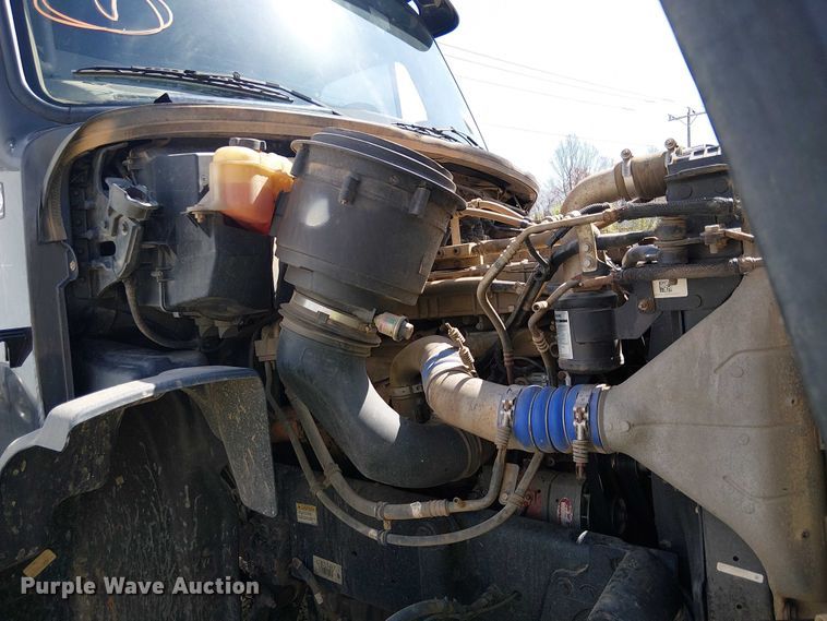 image for item YA2767 2016 Freightliner 114SD dump truck