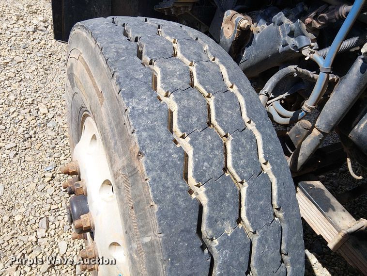 image for item YA2767 2016 Freightliner 114SD dump truck