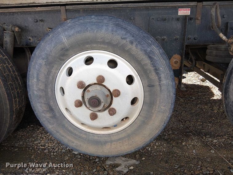 image for item YA2767 2016 Freightliner 114SD dump truck