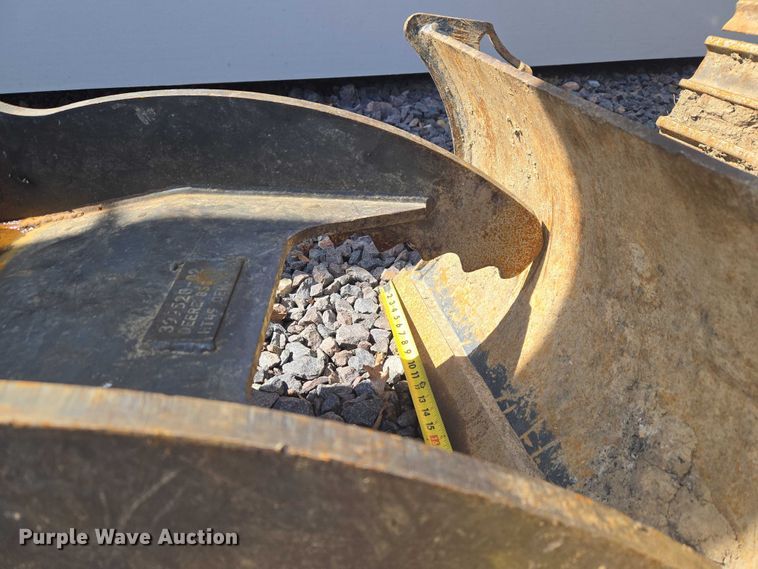 image for item YA2800 2019 John Deere 85G mini excavator