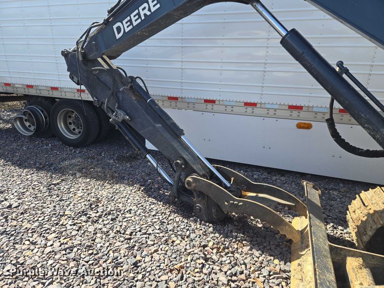 image for item YA2800 2019 John Deere 85G mini excavator