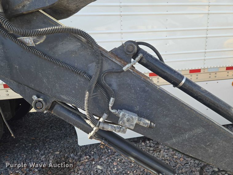 image for item YA2800 2019 John Deere 85G mini excavator