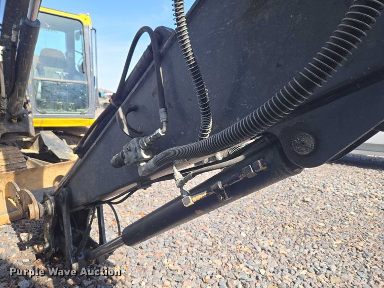 image for item YA2800 2019 John Deere 85G mini excavator