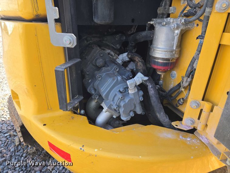 image for item YA2800 2019 John Deere 85G mini excavator