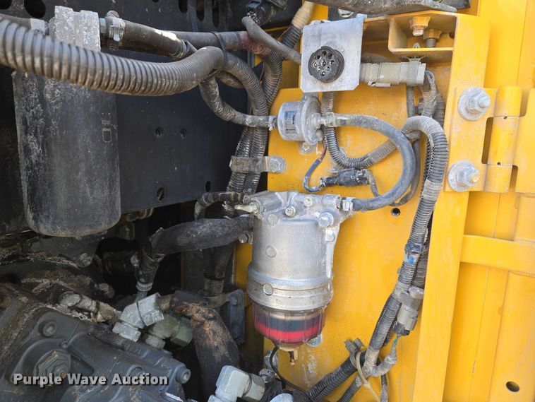 image for item YA2800 2019 John Deere 85G mini excavator