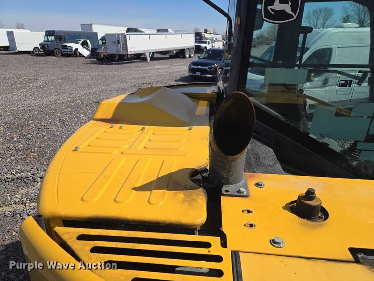 image for item YA2800 2019 John Deere 85G mini excavator