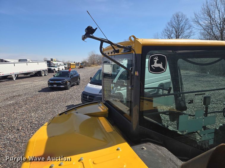 image for item YA2800 2019 John Deere 85G mini excavator