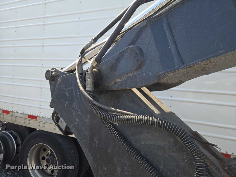 image for item YA2800 2019 John Deere 85G mini excavator