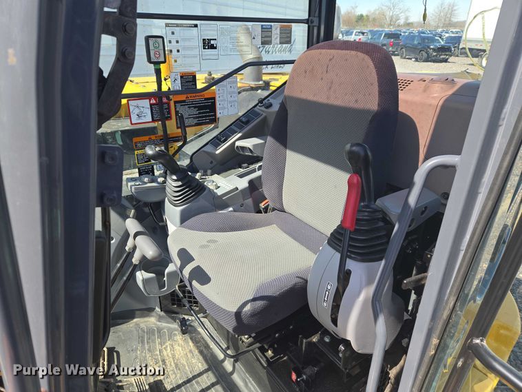 image for item YA2800 2019 John Deere 85G mini excavator