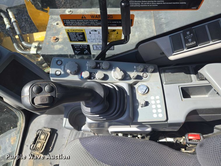 image for item YA2800 2019 John Deere 85G mini excavator