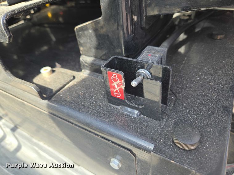 image for item YA2800 2019 John Deere 85G mini excavator