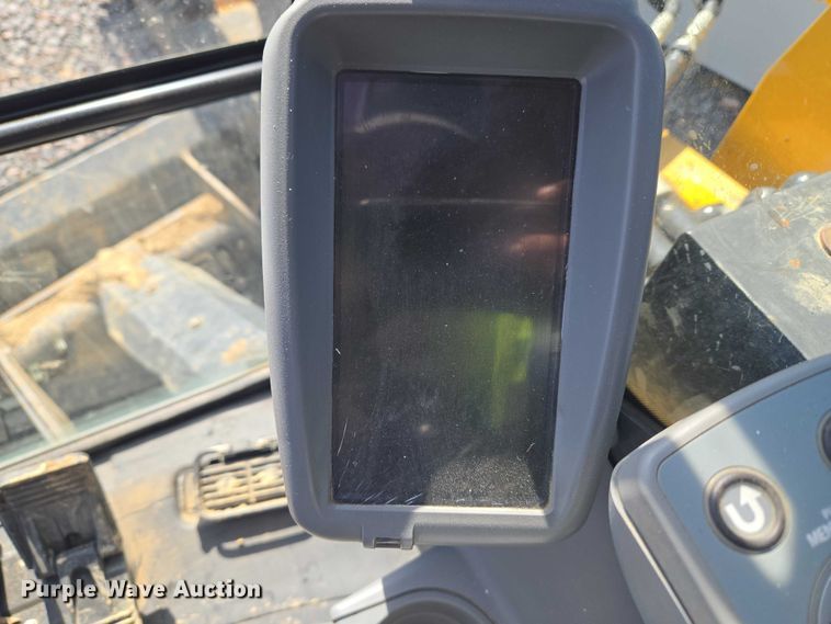 image for item YA2800 2019 John Deere 85G mini excavator