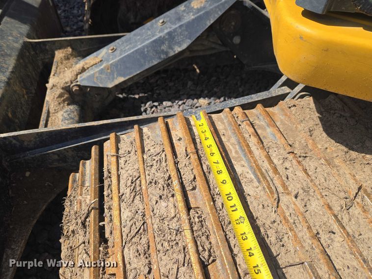 image for item YA2800 2019 John Deere 85G mini excavator