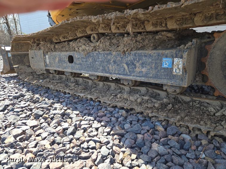 image for item YA2800 2019 John Deere 85G mini excavator