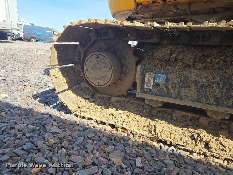 image for item YA2800 2019 John Deere 85G mini excavator